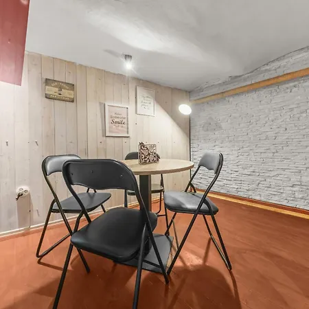 Underground In The Heart Of The * Μπρατισλάβα