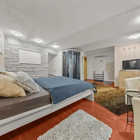 Underground In The Heart Of The * Μπρατισλάβα